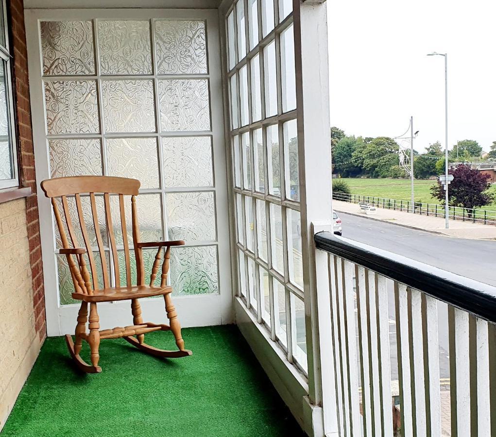 Beach Court Holiday Apartments Skegness Exterior photo